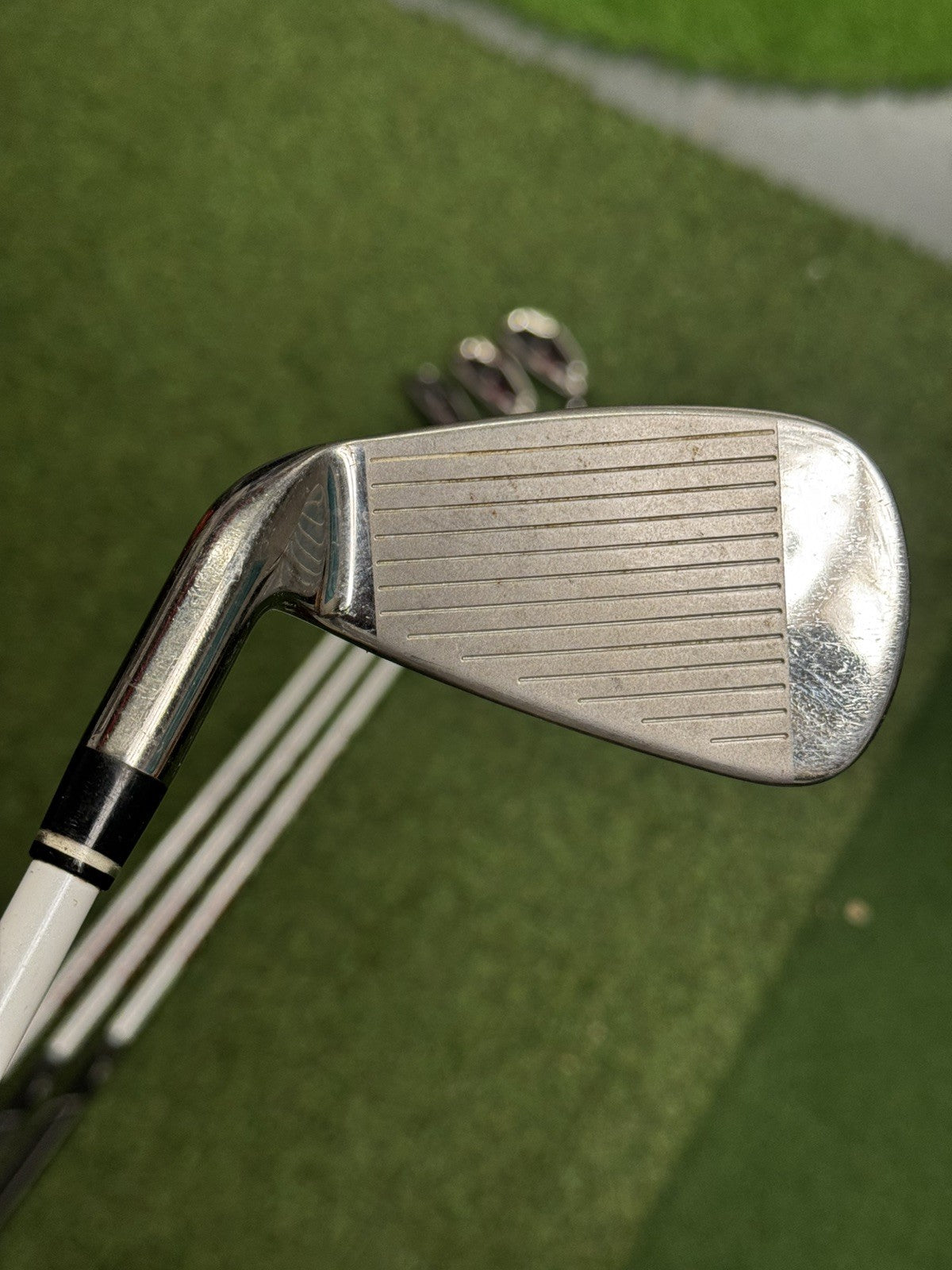 Wilson D100 Iron Set 5/6/8/9/SW Graphite Matrix Regular Flex Shafts
