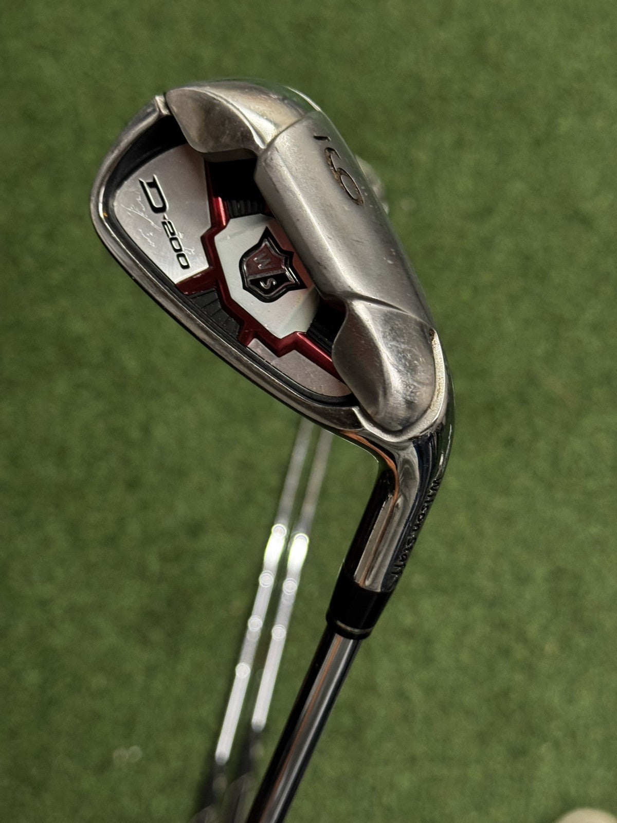 Wilson D200 Iron Set 5-PW+SW Uniflex Wilson Steel Shafts