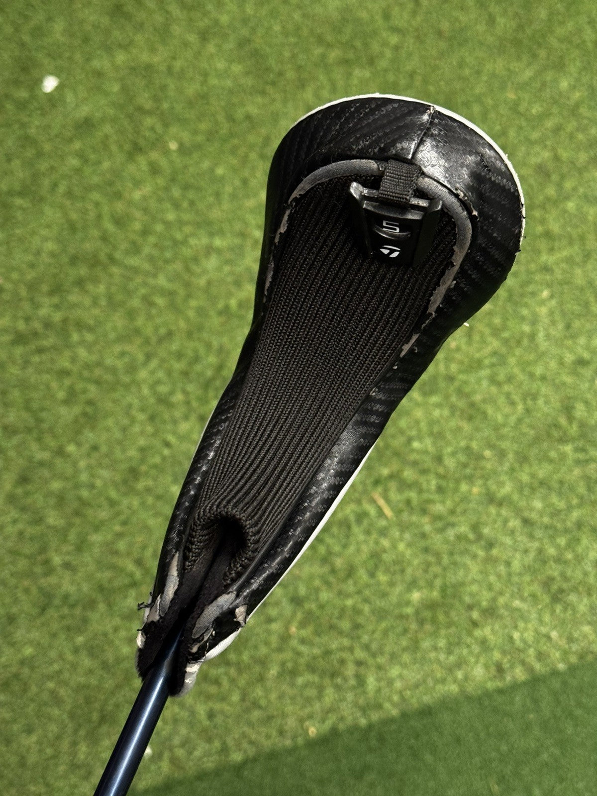 Taylormade SIM Max 4 Hybrid 22 Degree Regular Flex Fujikura Ventus Blue 6 Shaft