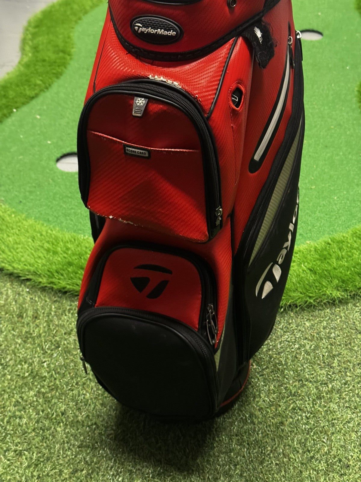 Taylormade Deluxe Cart Trolley Bag Red/Black