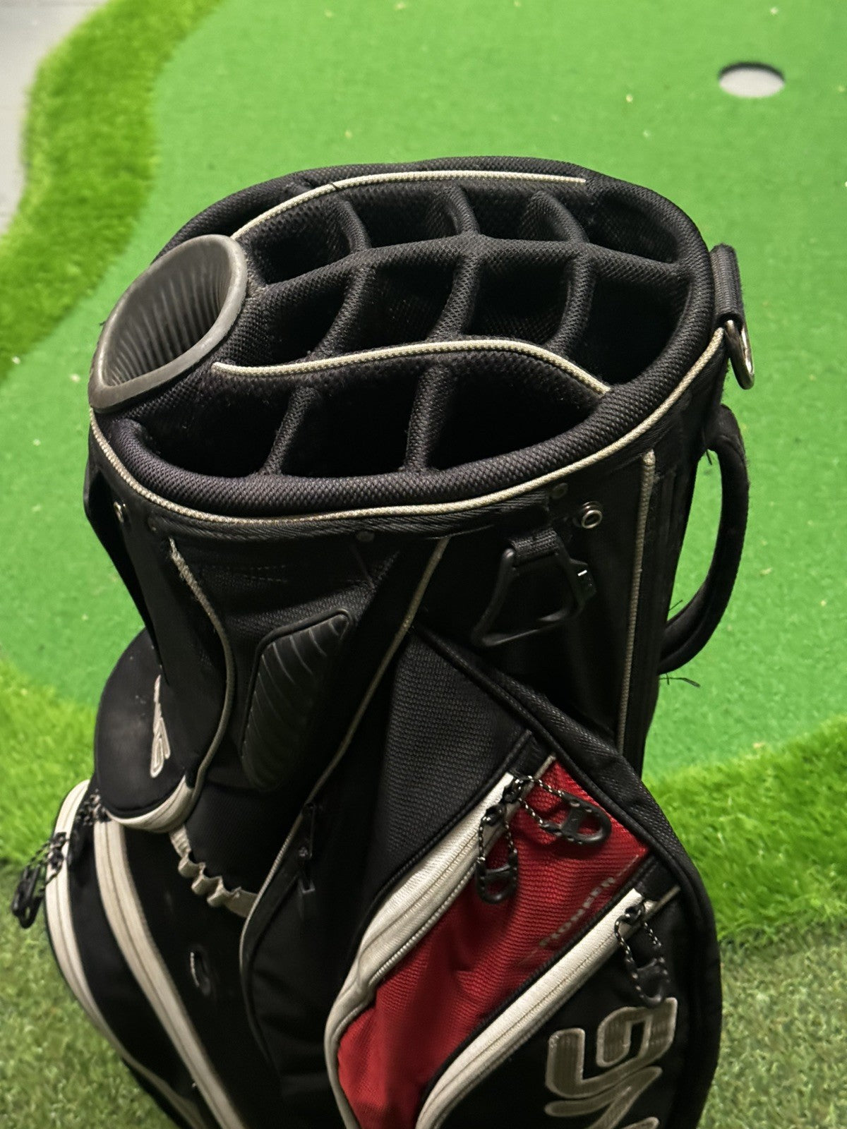 Ping Pioneer Cart Bag with Raincover 