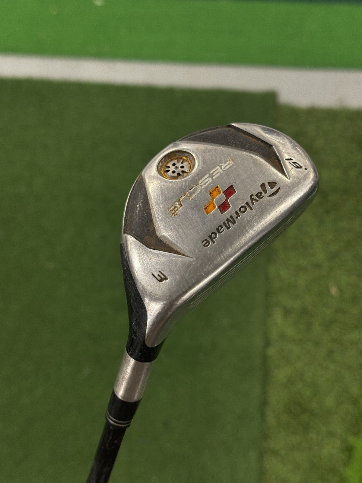 Taylormade Rescue 2009 #3 Hybrid 19 Degree Stiff Flex  *Used*