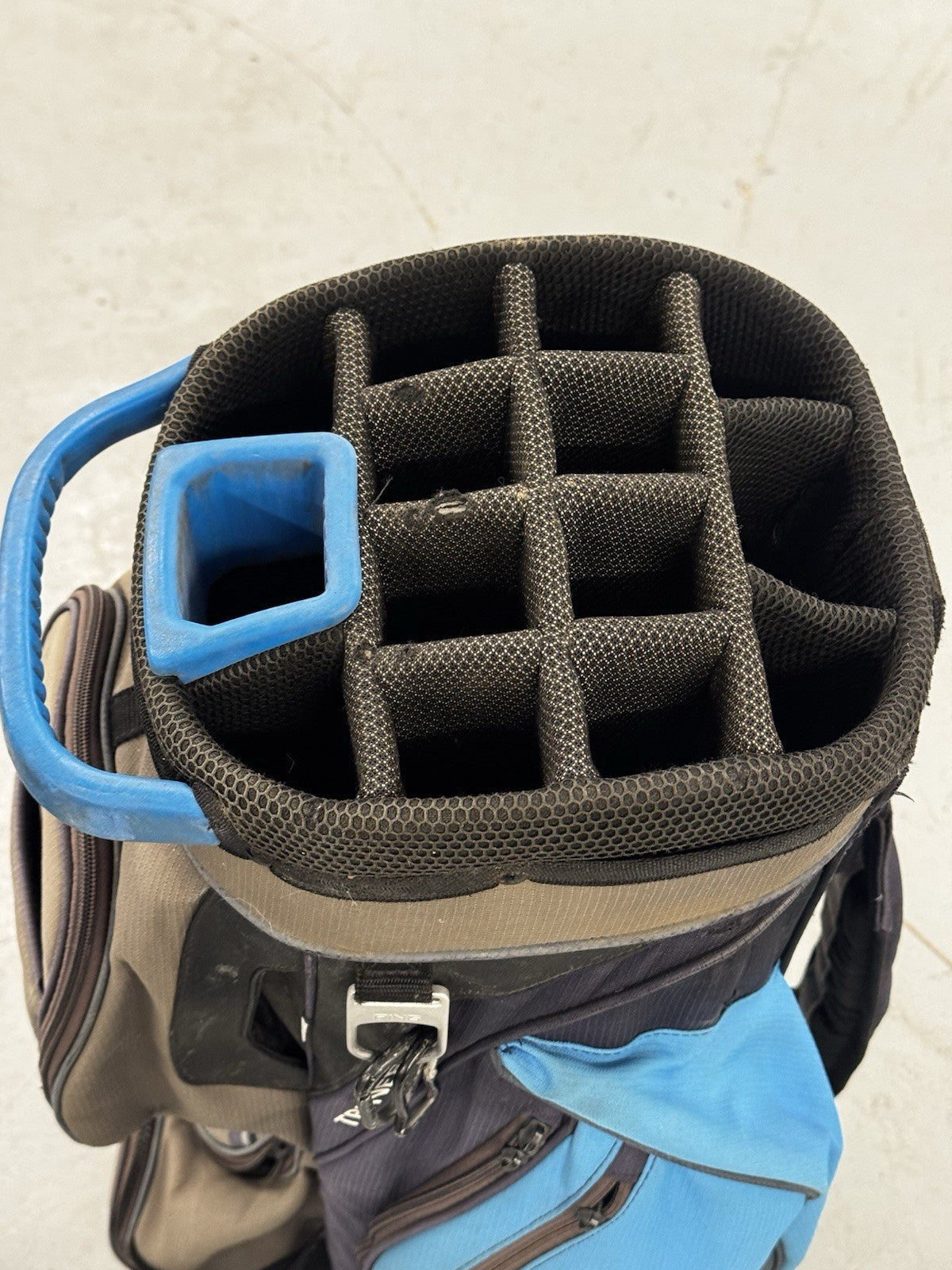 Ping Traverse Cart Bag / 14-Way Divider / Used