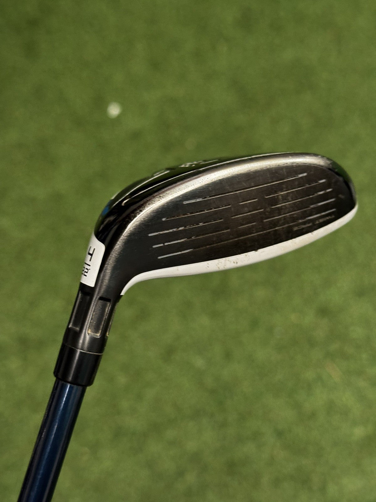 Taylormade SIM Max 4 Hybrid 22 Degree Regular Flex Fujikura Ventus Blue 6 Shaft