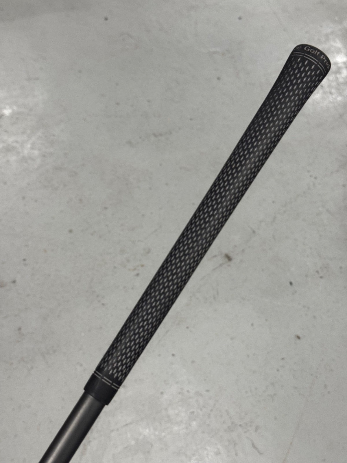 Left Hand Titleist TS2 Driver 9.5 Degree Regular Flex Hzrdus Black Shaft *used*