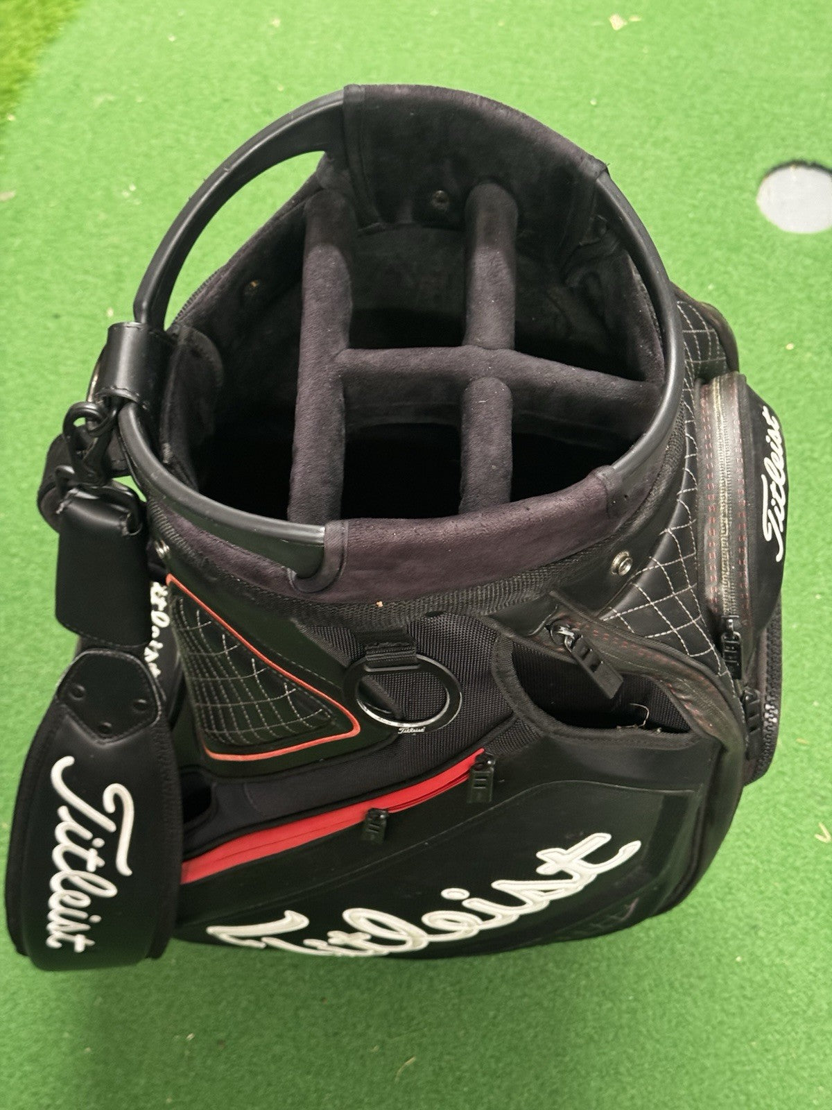 Titleist Tour Bag 6-Way Black/White/Red