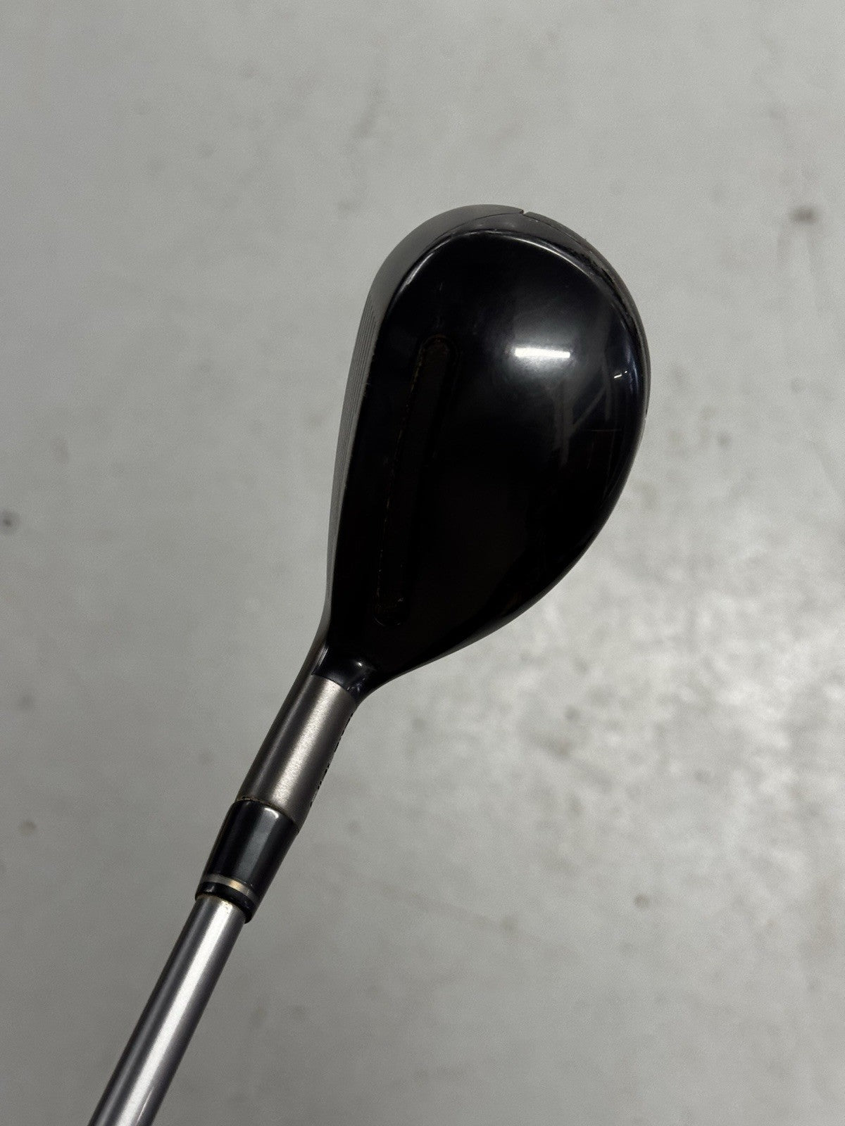 Adams Idea Tech V4 #4 Hybrid 22 Degree Regular Flex Bassara 60 Shaft