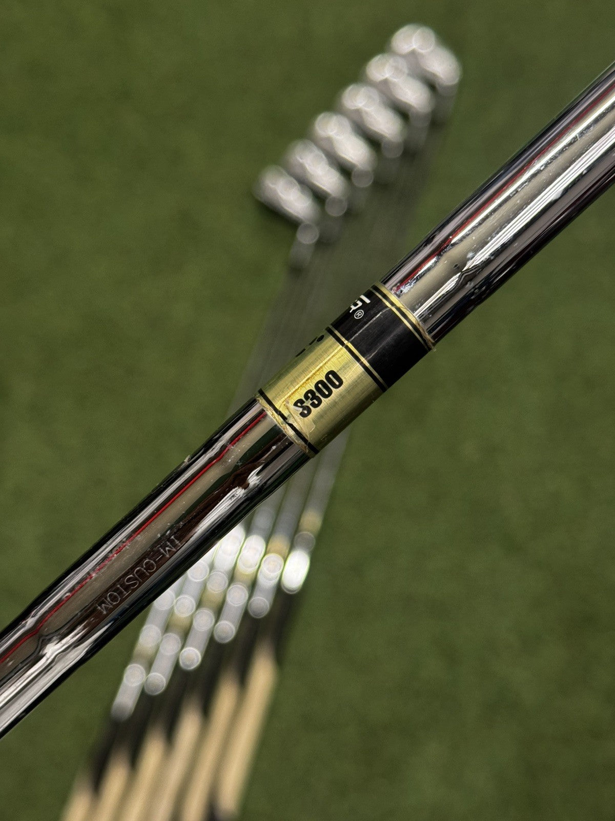 TaylorMade R9 TP Forged Iron Set 4-PW Stiff Flex Dynamic Gold S300 Steel Shafts
