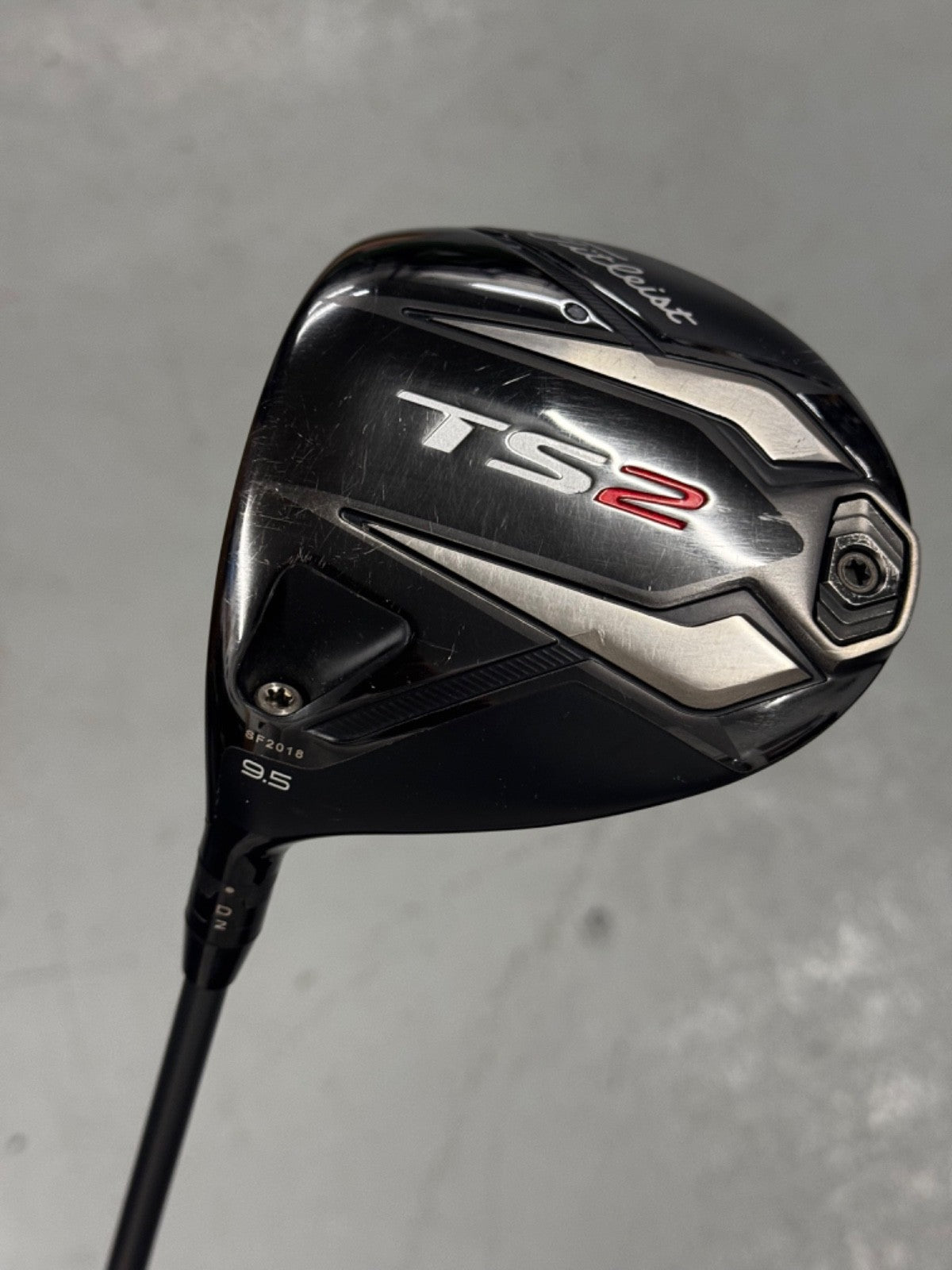 Left Hand Titleist TS2 Driver 9.5 Degree Regular Flex Hzrdus Black Shaft *used*