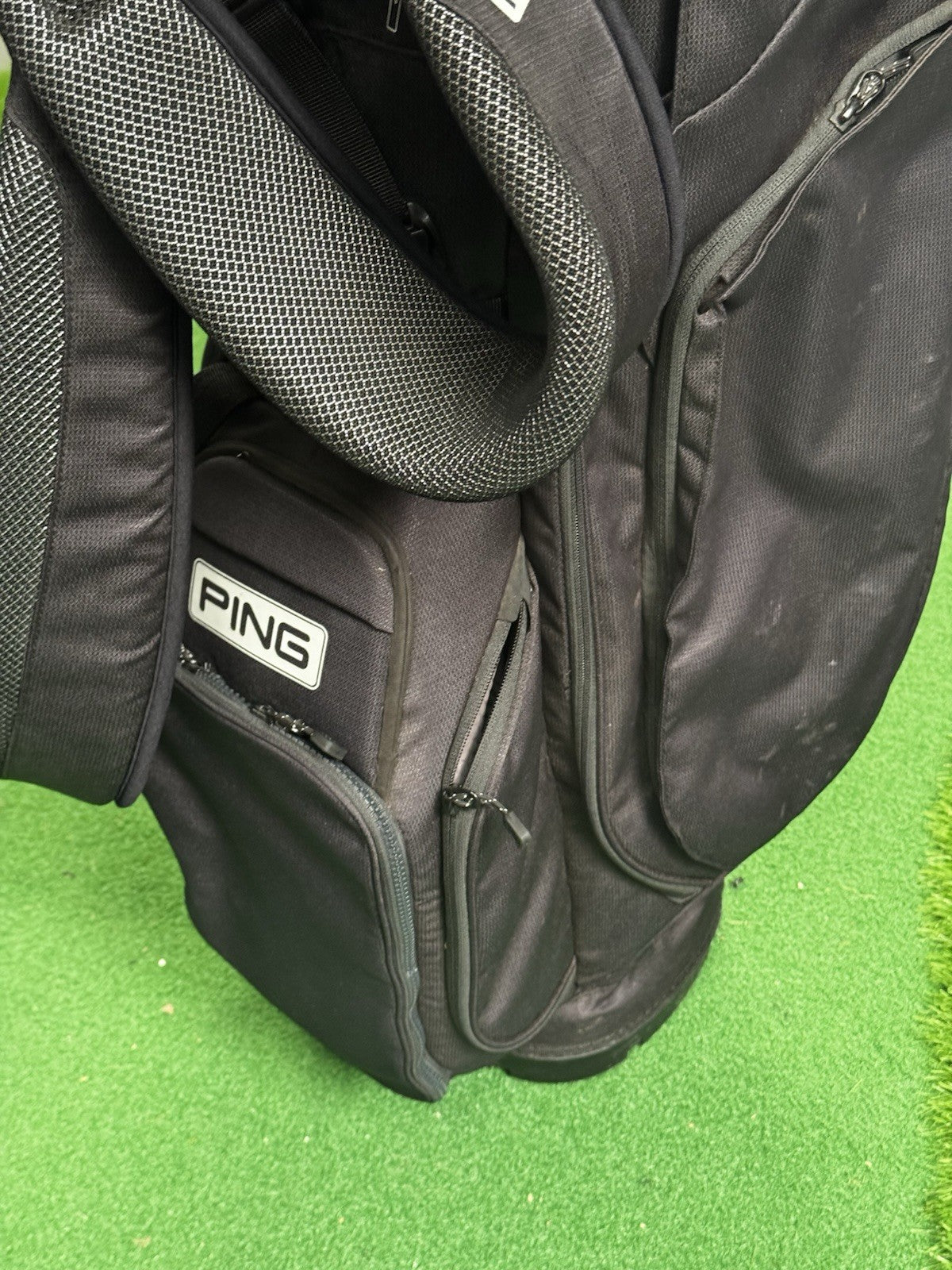 Ping Hoofer Golf Stand Bag Black