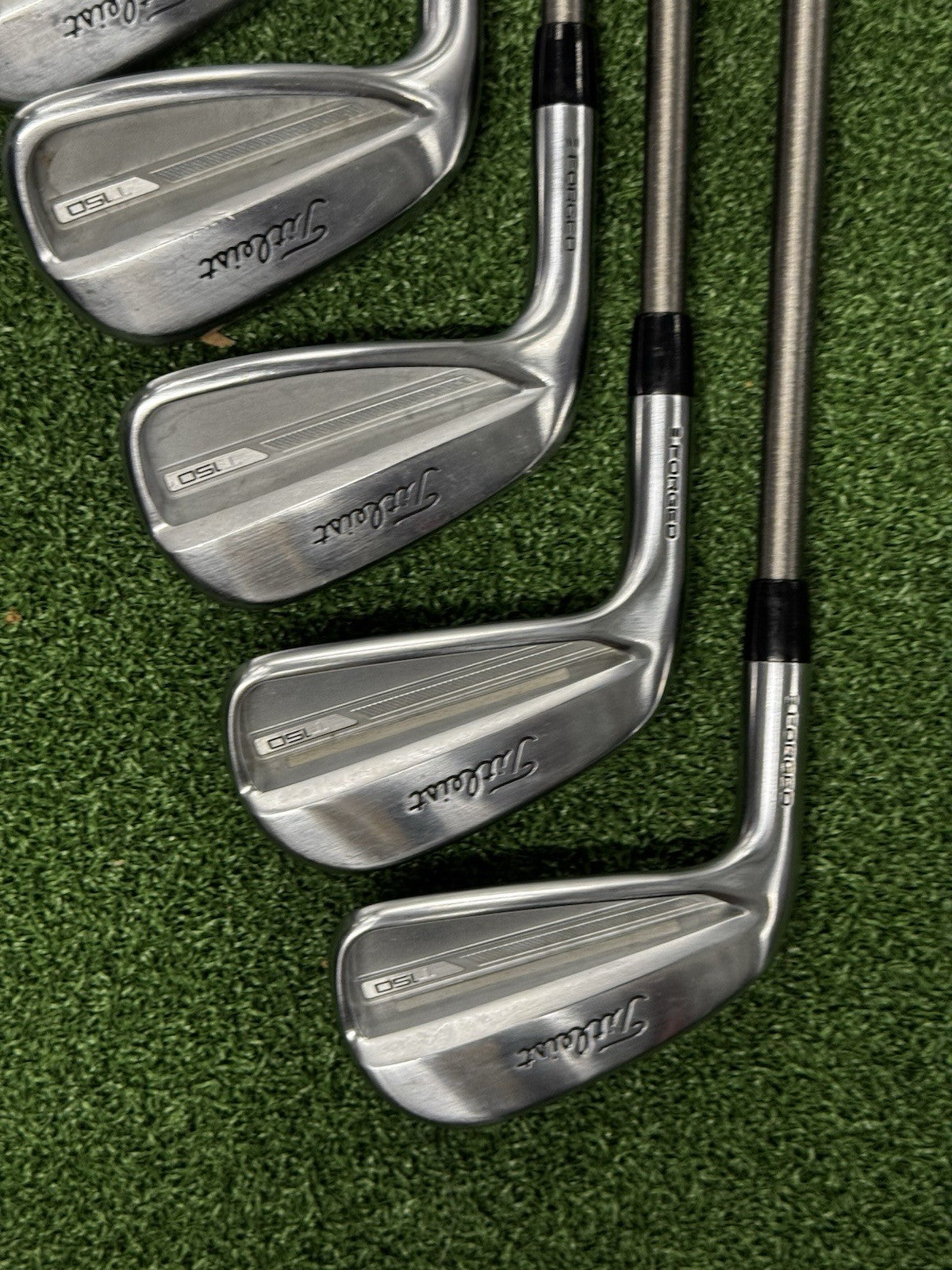 Titleist Left Hand T150 Iron Set 6-Gw Regular SteelFiber Shafts -1 Inch