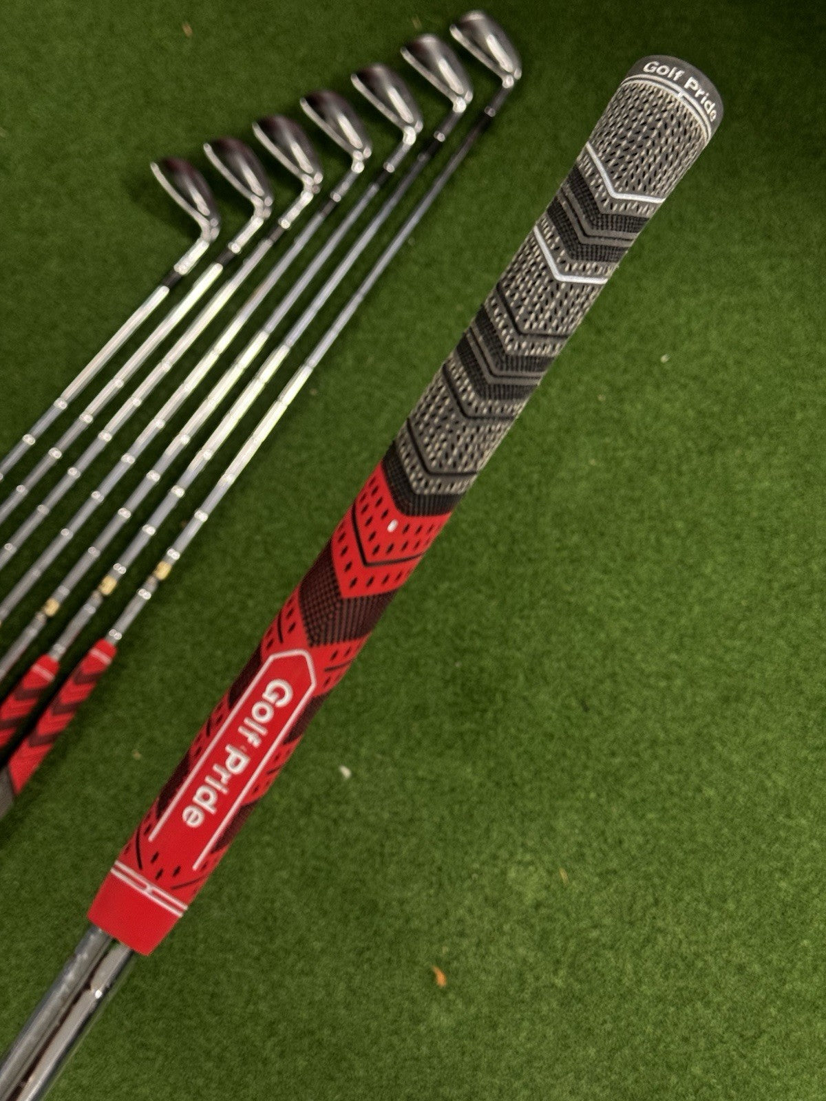 Mizuno MP-32 Iron Set 3-PW Stiff Flex Dynamic Gold S300 Shafts