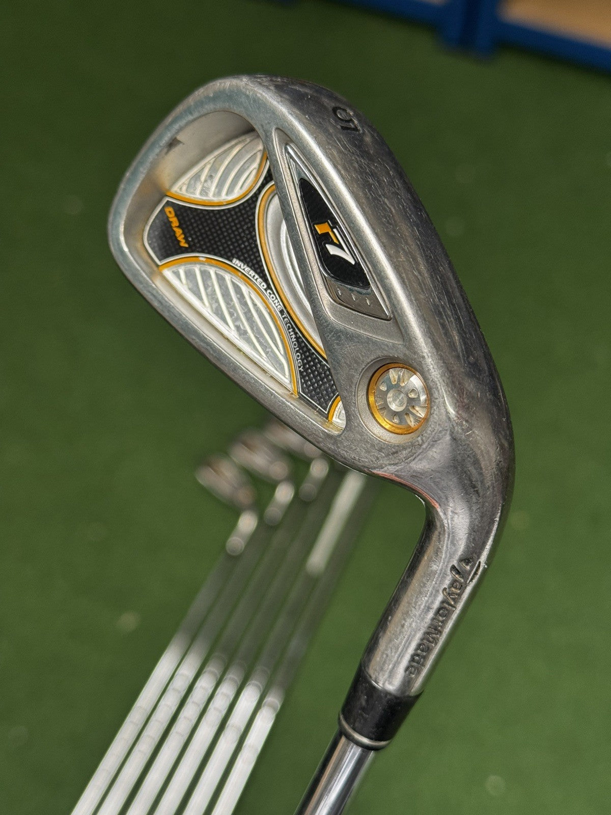 Taylormade R7 Draw Iron Set 4-SW Regular Flex Taylormade Steel Shafts