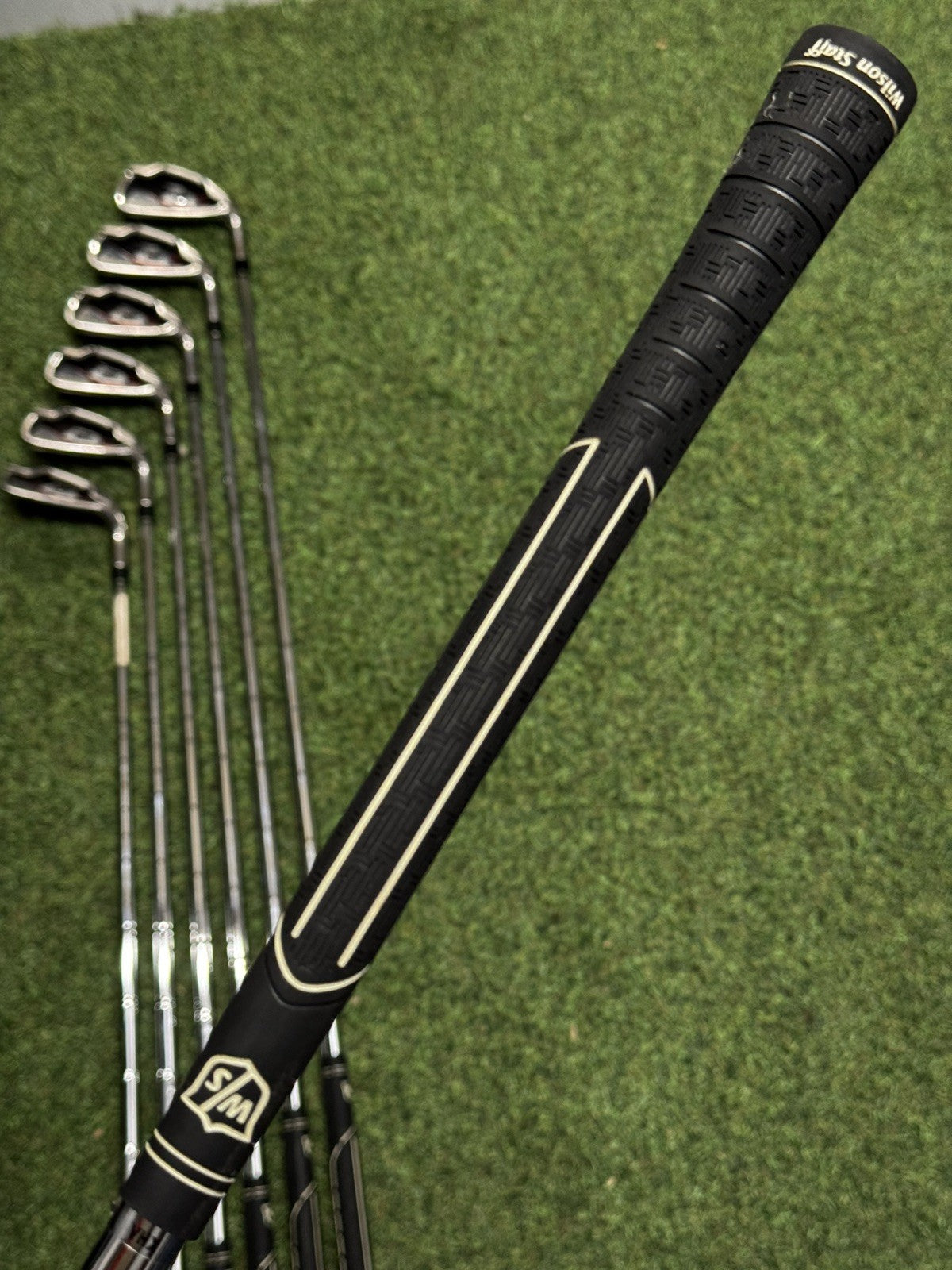 Wilson D200 Iron Set 5-PW+SW Uniflex Wilson Steel Shafts