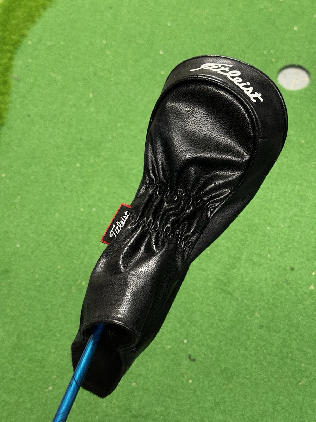 Titleist TSR2 Driver 11 Degree Regular Flex EVENFLOW 5.5 Shaft