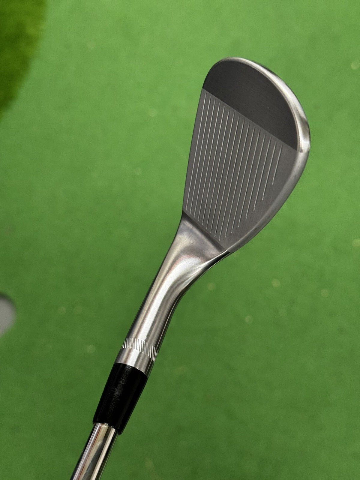 Titleist Vokey SM10 Gap Wedge 50 Degree F Grind Wedge Flex Shaft -0.5 Inch