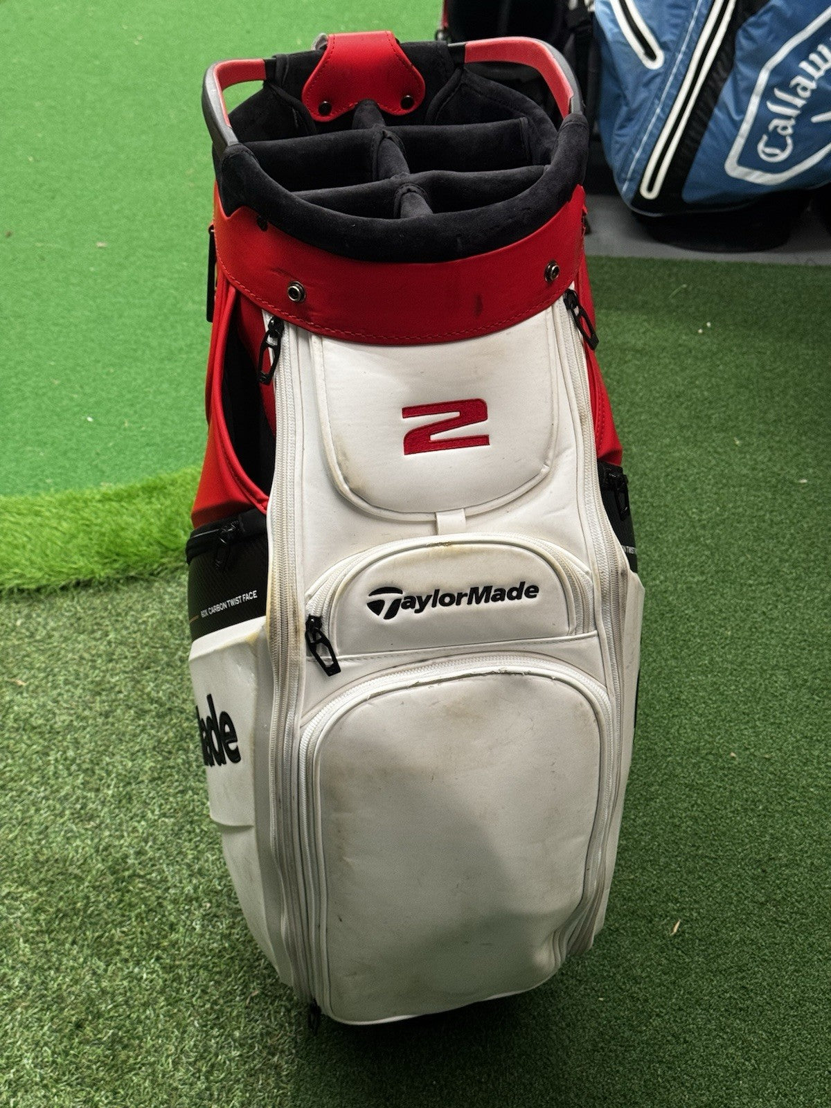 Taylormade Stealth 2 Tour Bag + Raincover