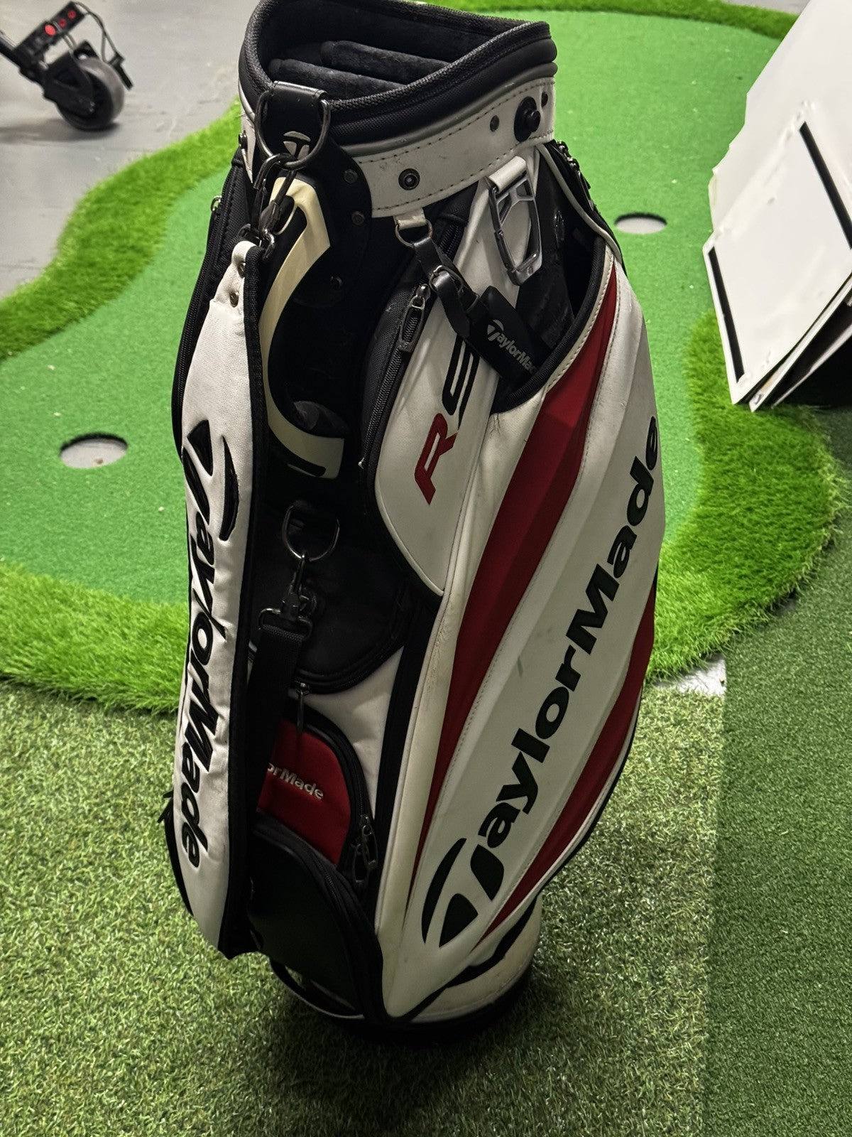 Taylormade R9 Burner Tour Bag 
