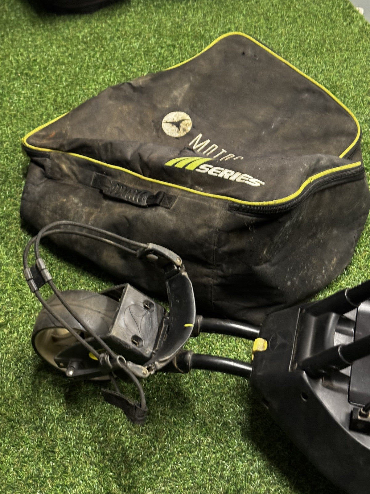 Motocaddy M3 Pro Electric Golf Trolley (no charger)