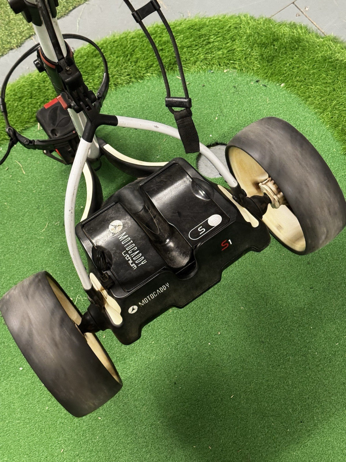 Motocaddy S1 Electric Golf Trolley Lithium Battery