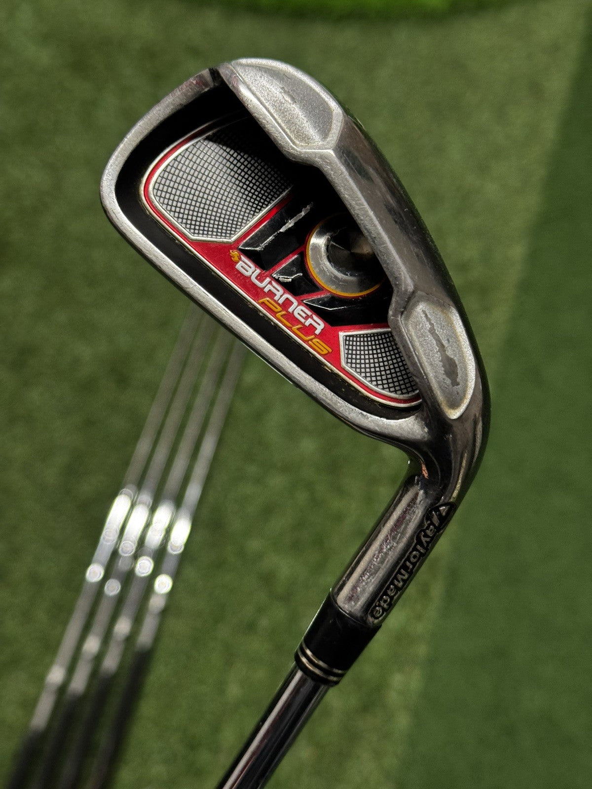 Taylormade Burner Plus Iron Set 6-Pw Regular UniFlex Steel Shafts