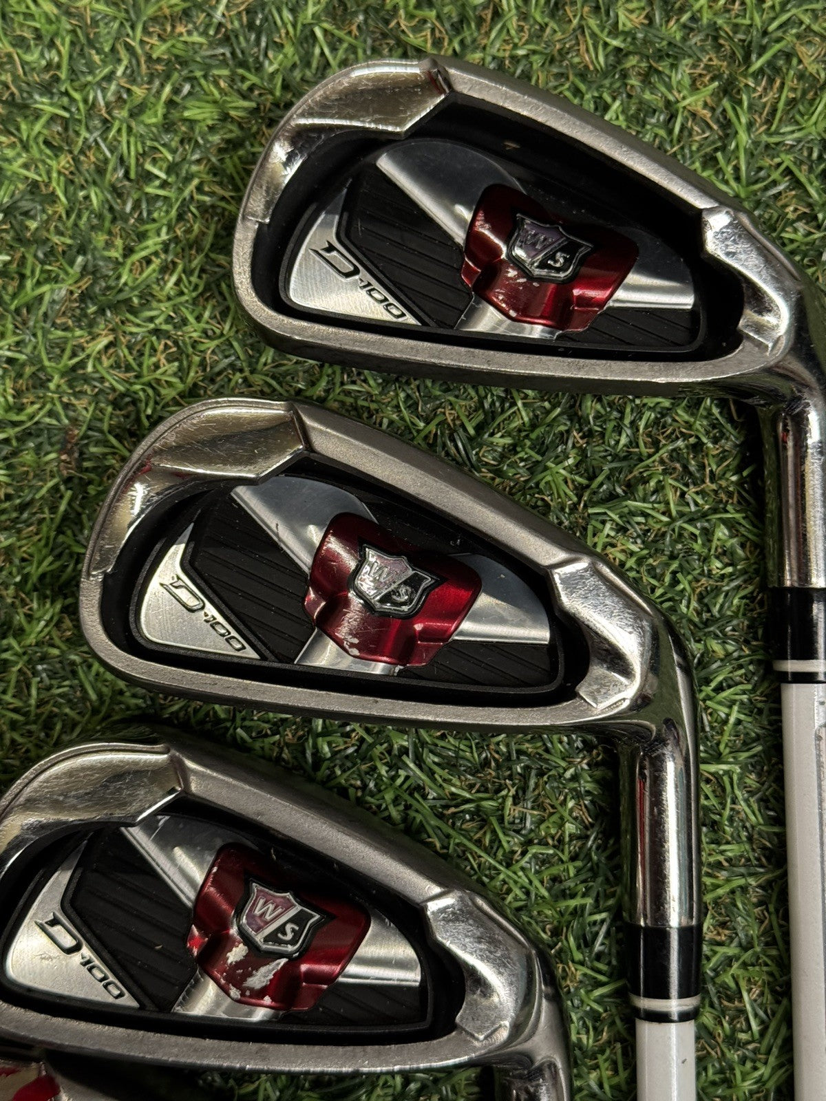 Wilson D100 Iron Set 5/6/8/9/SW Graphite Matrix Regular Flex Shafts
