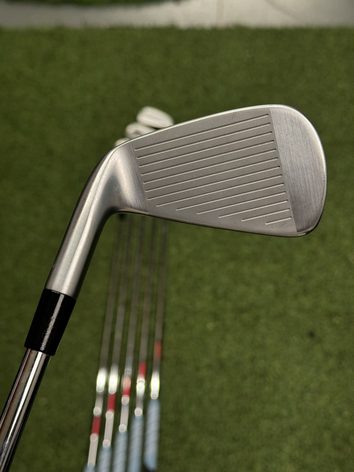 Taylormade P.7CB/P770 Combo Iron Set 5-PW KBS Tour X Stiff Shafts