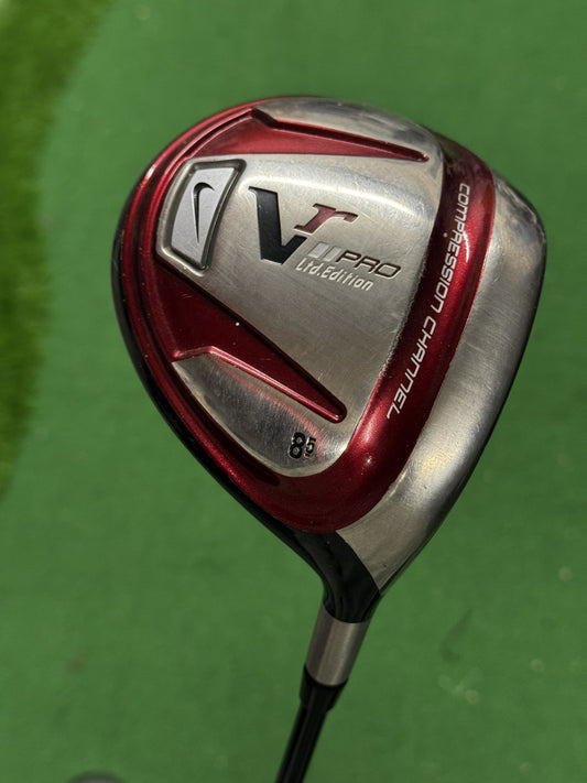 Nike VR Pro Ltd Edition Driver 8.5 Degree Stiff Flex Diamana 65 Shaft