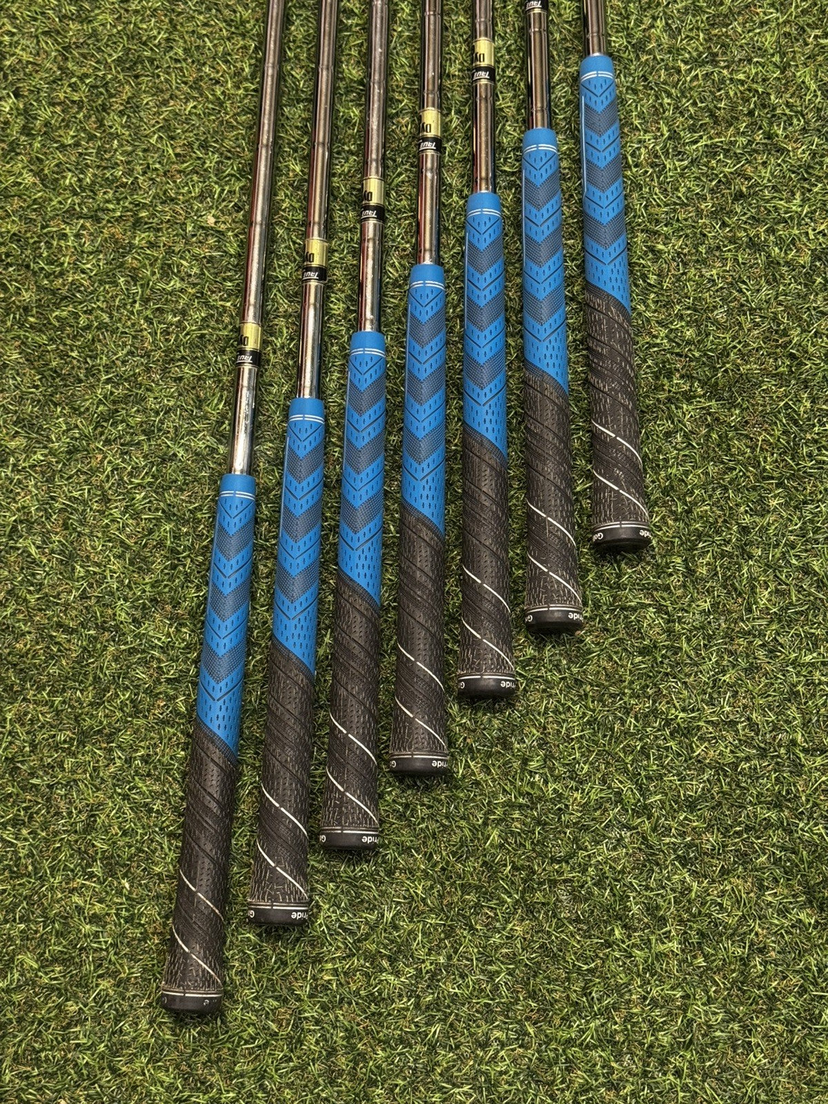 Mizuno MP-54 Iron Set 4-PW Stiff Flex Dynamic Gold S300 Shafts