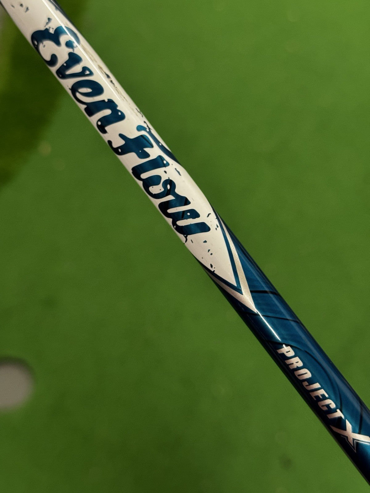 Titleist TSR2 Driver 11 Degree Regular Flex EVENFLOW 5.5 Shaft
