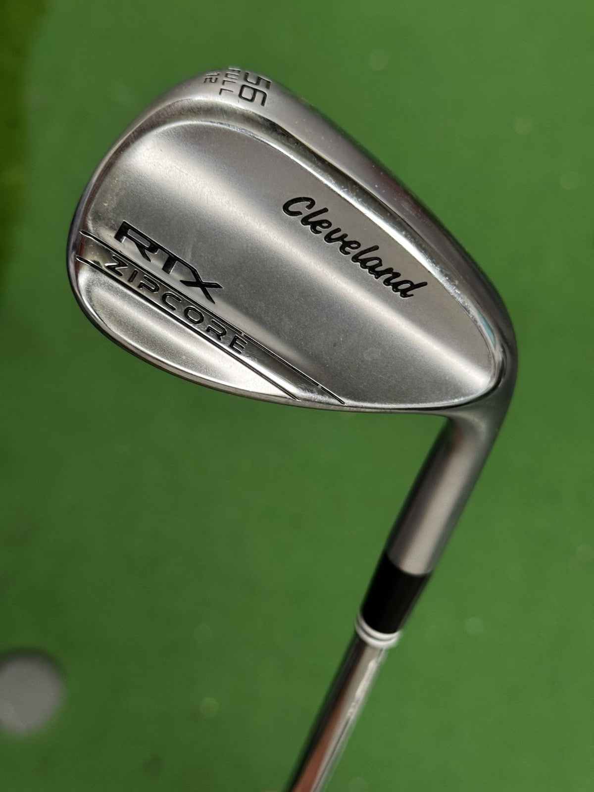 Cleveland RTX ZipCore Sand Wedge 56 Degree Wedge Flex Dynamic Gold Spinner Shaft