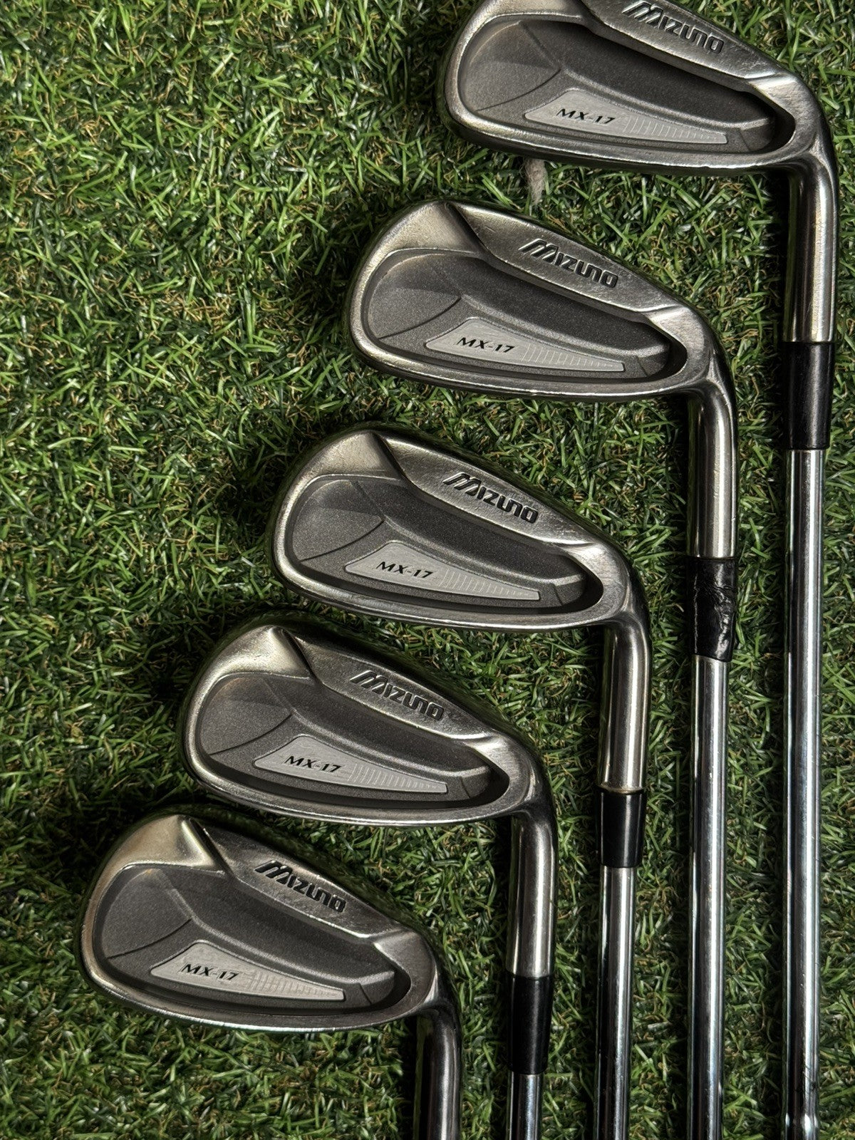 Mizuno MX-17 Iron Set 4-SW Stiff Flex Mizuno Dynamic Gold S300 Shafts