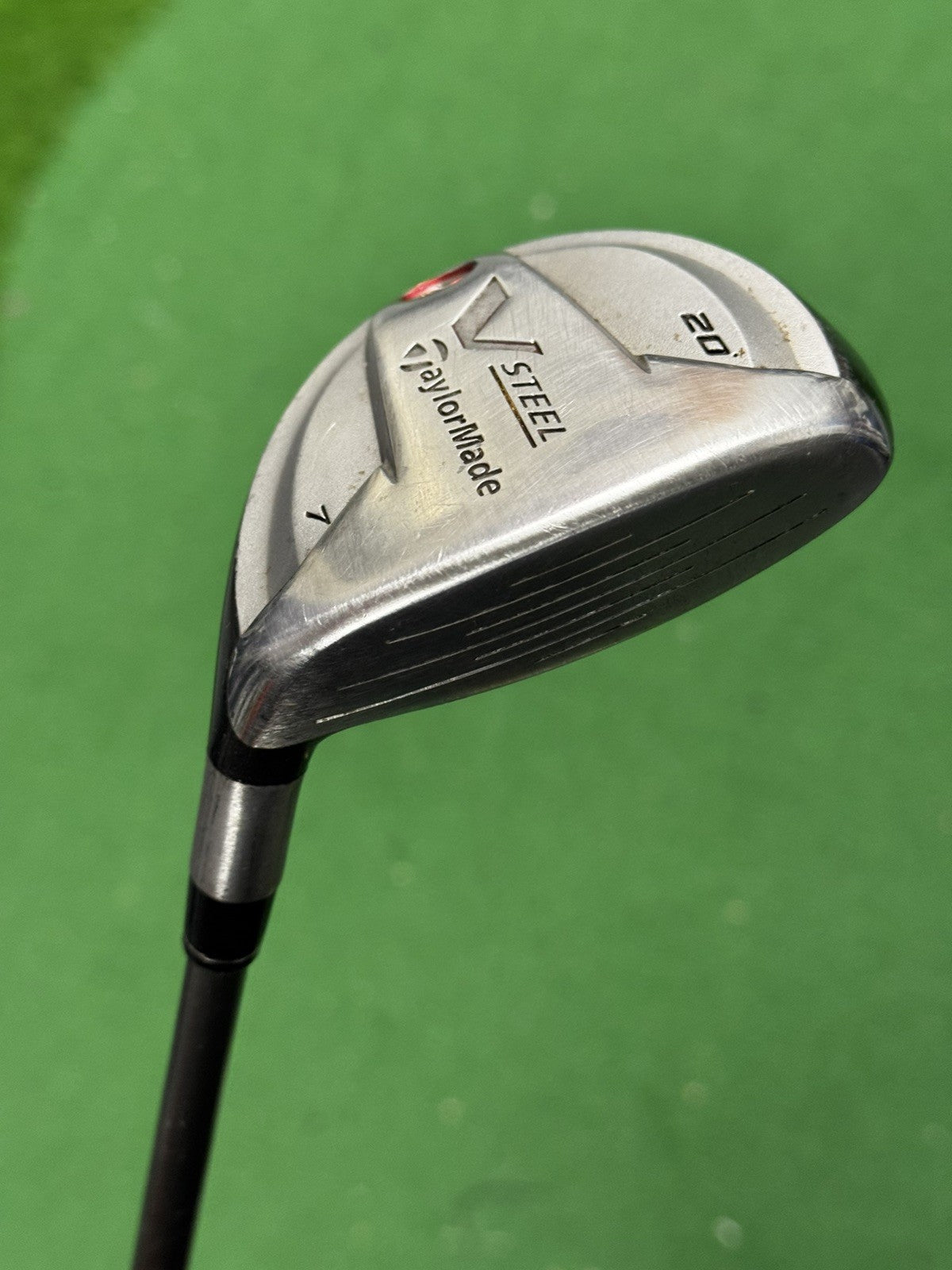 Taylormade V-Steel 7 Wood 20 Degree Regular Flex Ultralite Graphite Shaft 