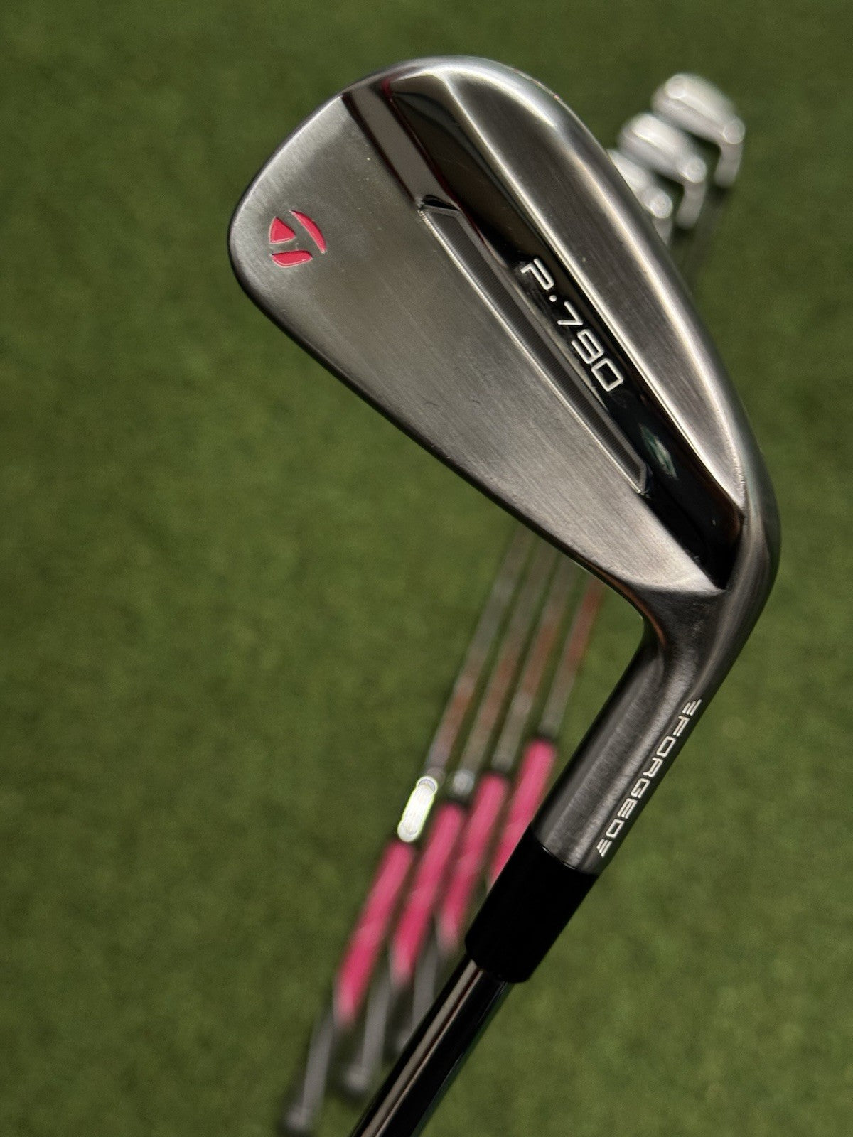 TaylorMade P790 2025 Iron Set 6-PW Regular Steel Shaft -0.5 Inch