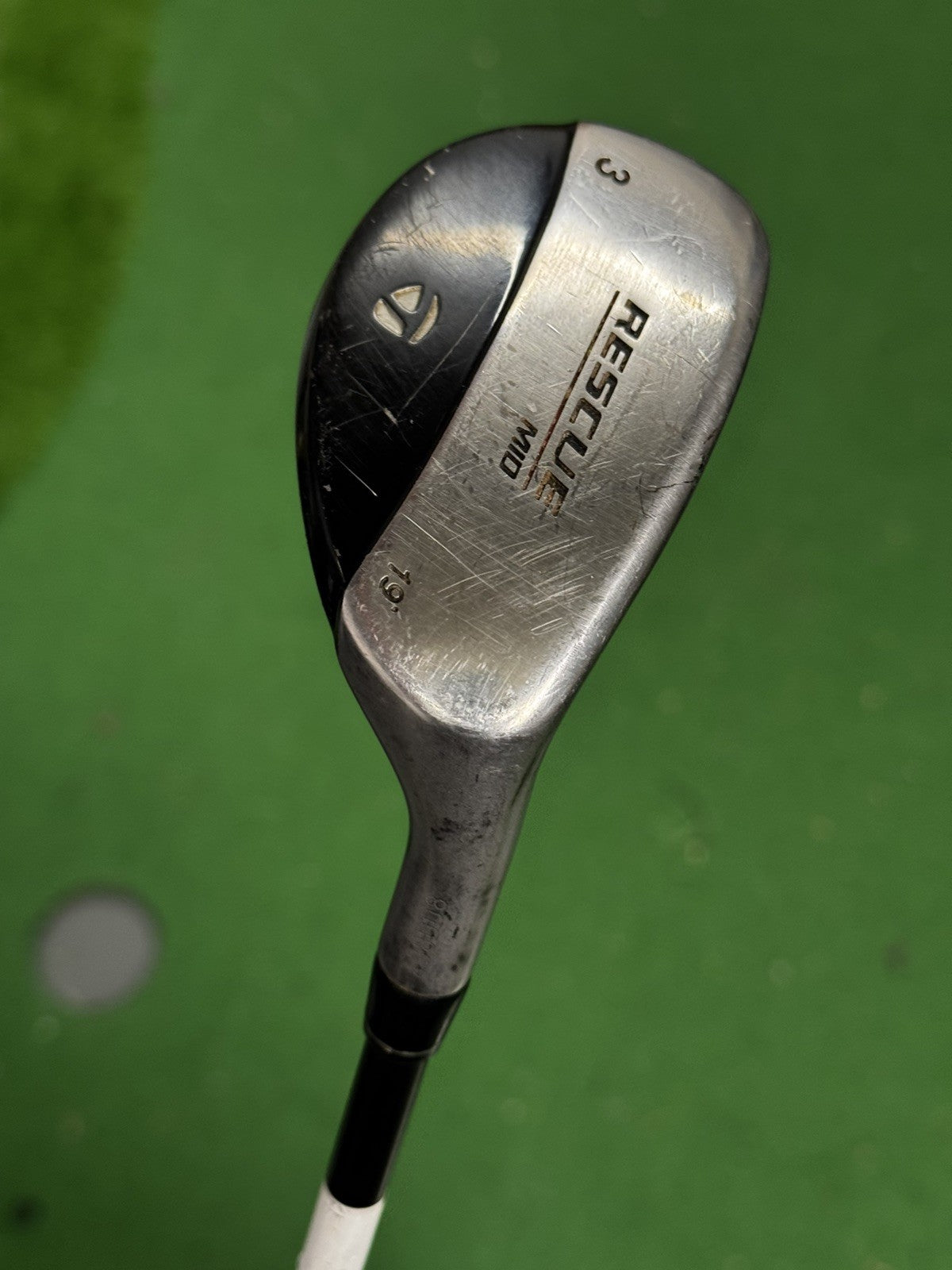 Taylormade Rescue Mid 3 Hybrid 19 Degree Regular Flex Taylormade Shaft