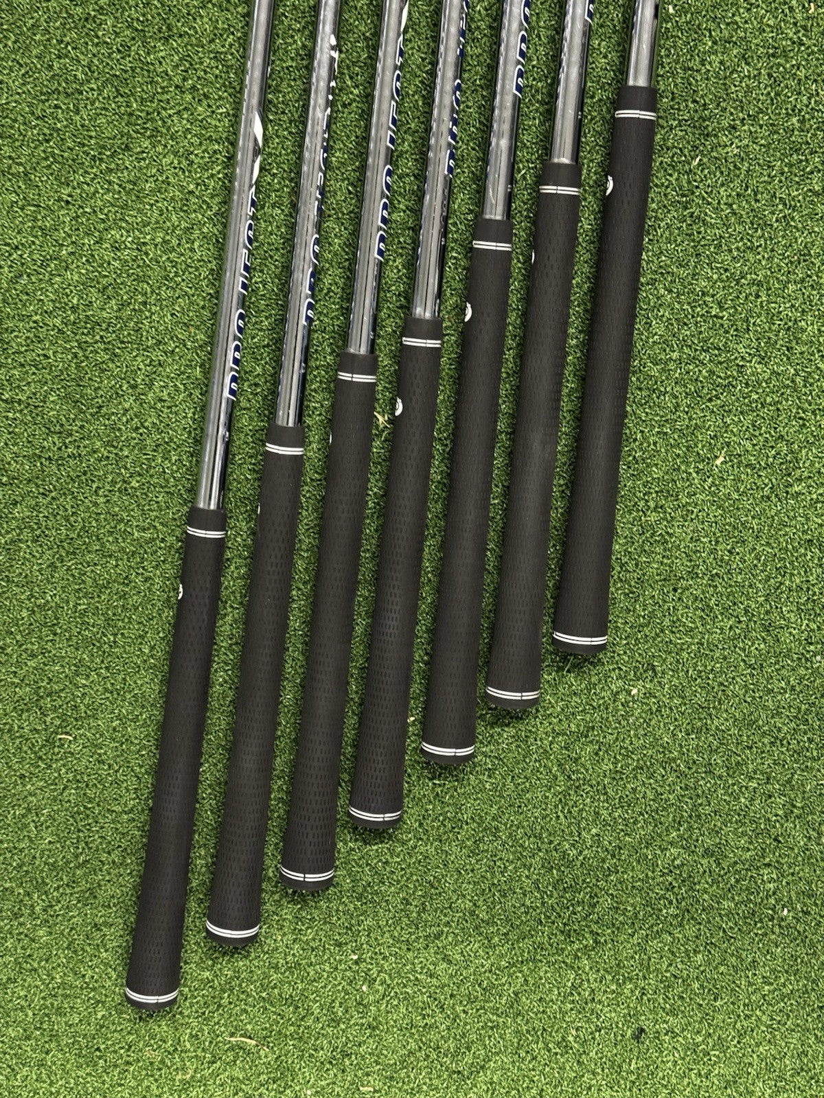 Titleist T100s Iron Set 4-PW Project X LZ 115g Regular Flex Shafts