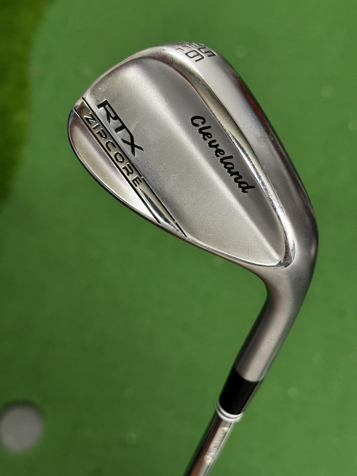 Cleveland RTX ZipCore Sand Wedge 56 Degree Wedge Flex Dynamic Gold Spinner Shaft