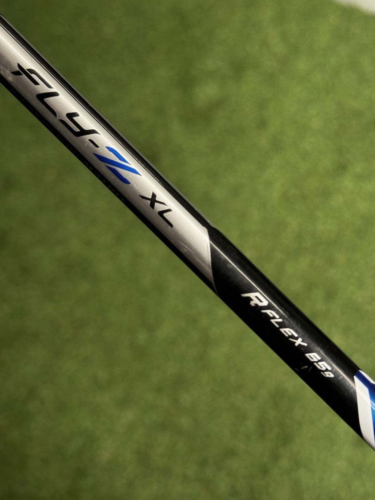 Cobra Fly-Z XL 4 Hybrid 22 Degree Regular Shaft