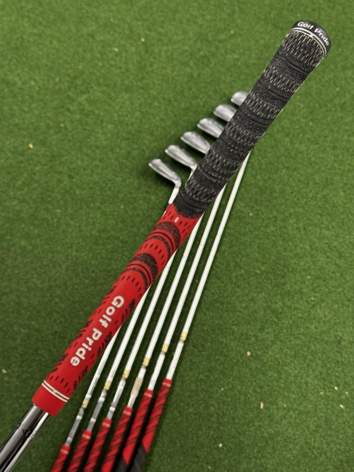 Mizuno MP-60 Iron set 4-PW Regular Flex Dynamic Gold R300 Shafts