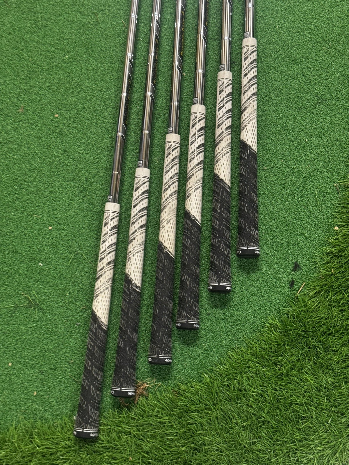 Ping Blueprint T Iron Set 5-PW Black Dot Stiff Flex Dynamic Gold Shafts