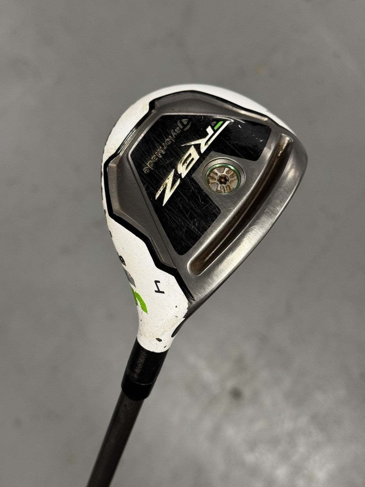 Taylormade Ladies RBZ #4 Hybrid 22 Degree *Used*