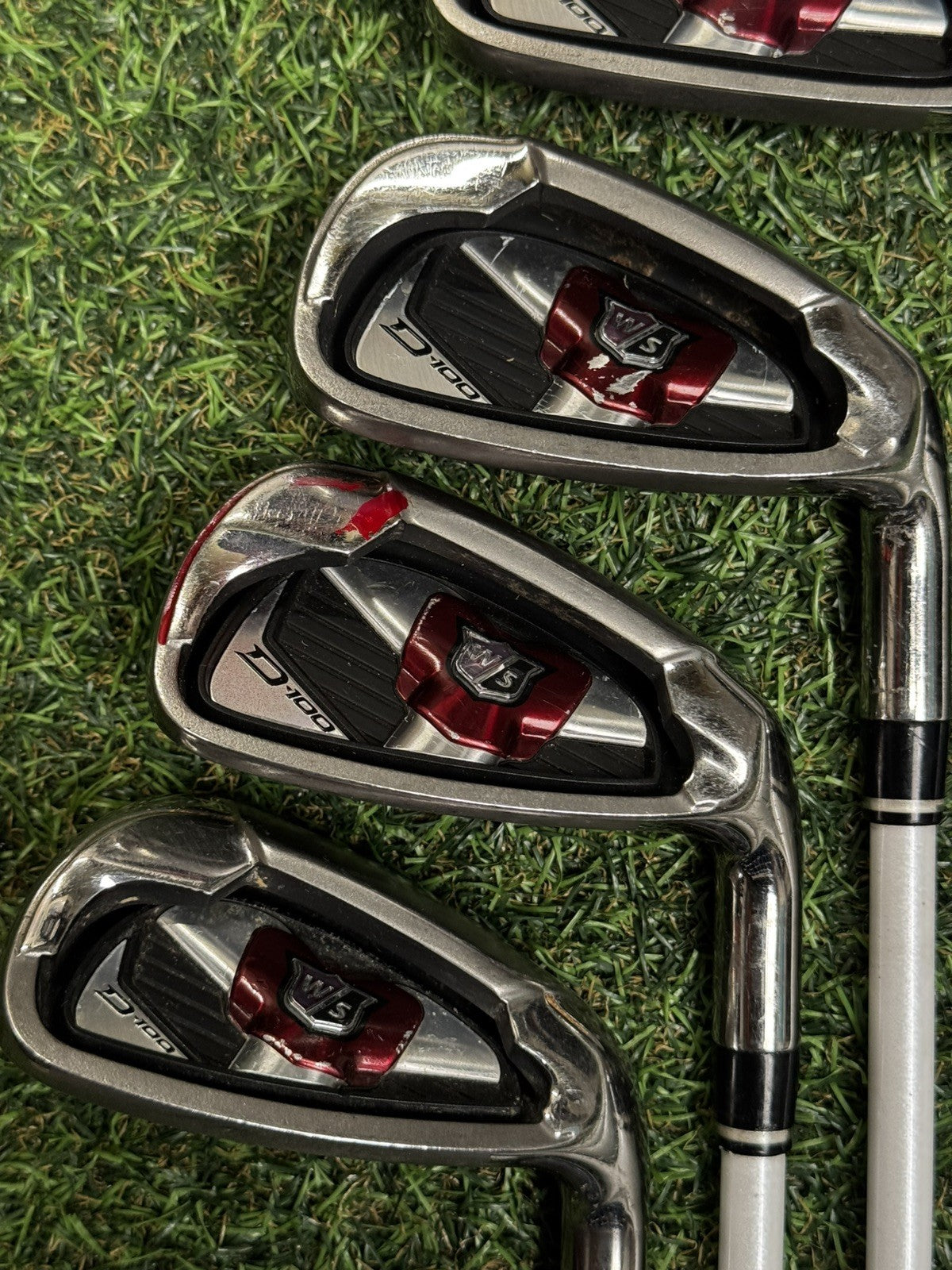 Wilson D100 Iron Set 5/6/8/9/SW Graphite Matrix Regular Flex Shafts