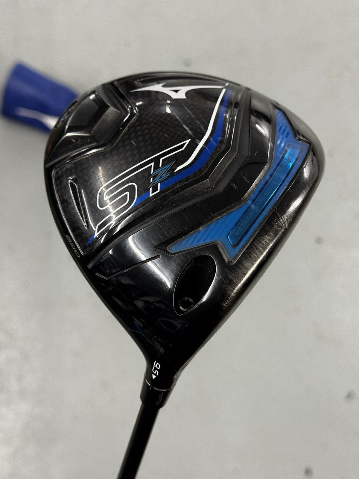 Mizuno ST-Z 230 Driver 9.5 Degree X Stiff Flex Shaft
