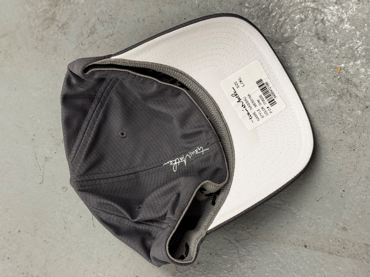 TRAVIS MATHEW Men's TOPGOLF FlexFit Performance Golf Hat Size Grey L/XL