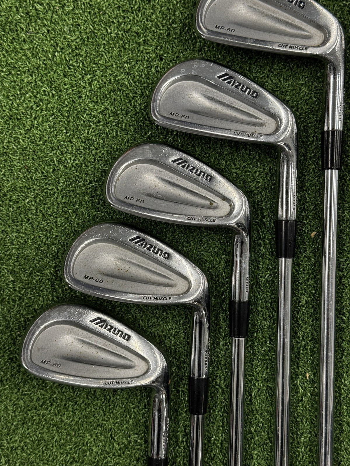 Mizuno MP-60 Iron set 4-PW Regular Flex Dynamic Gold R300 Shafts