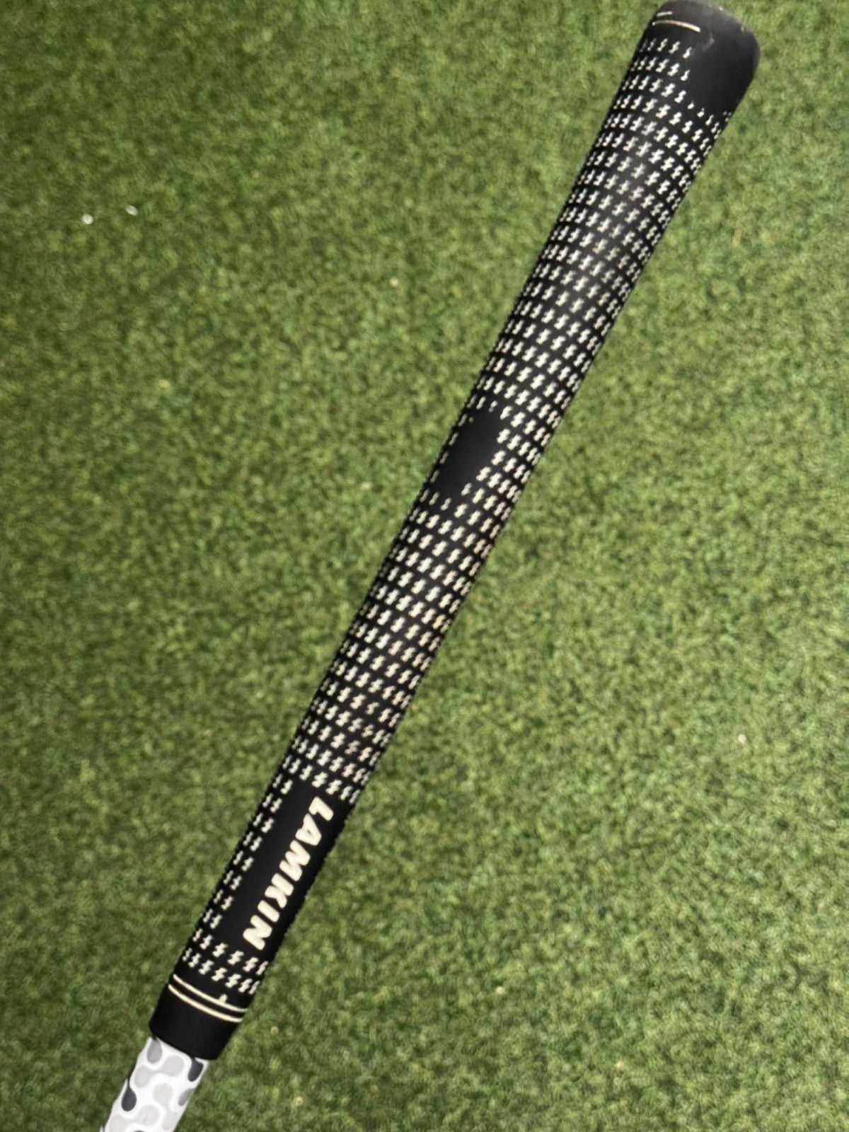 Titleist TSi2 Driver 10 Degree X Stiff Flex Fujikora Atmos Tour Spec Shaft