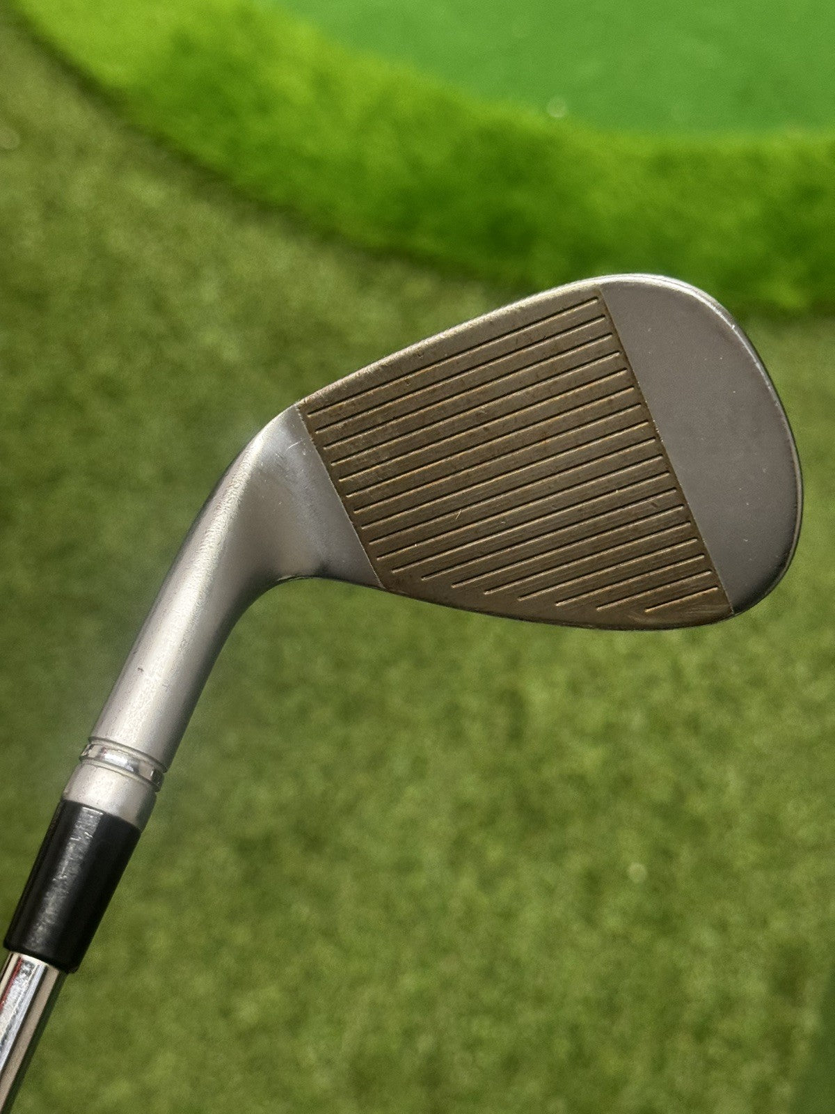 Taylormade Milled Grind 3 Gap Wedge 52 Degree Stiff Flex Dynamic Gold S200