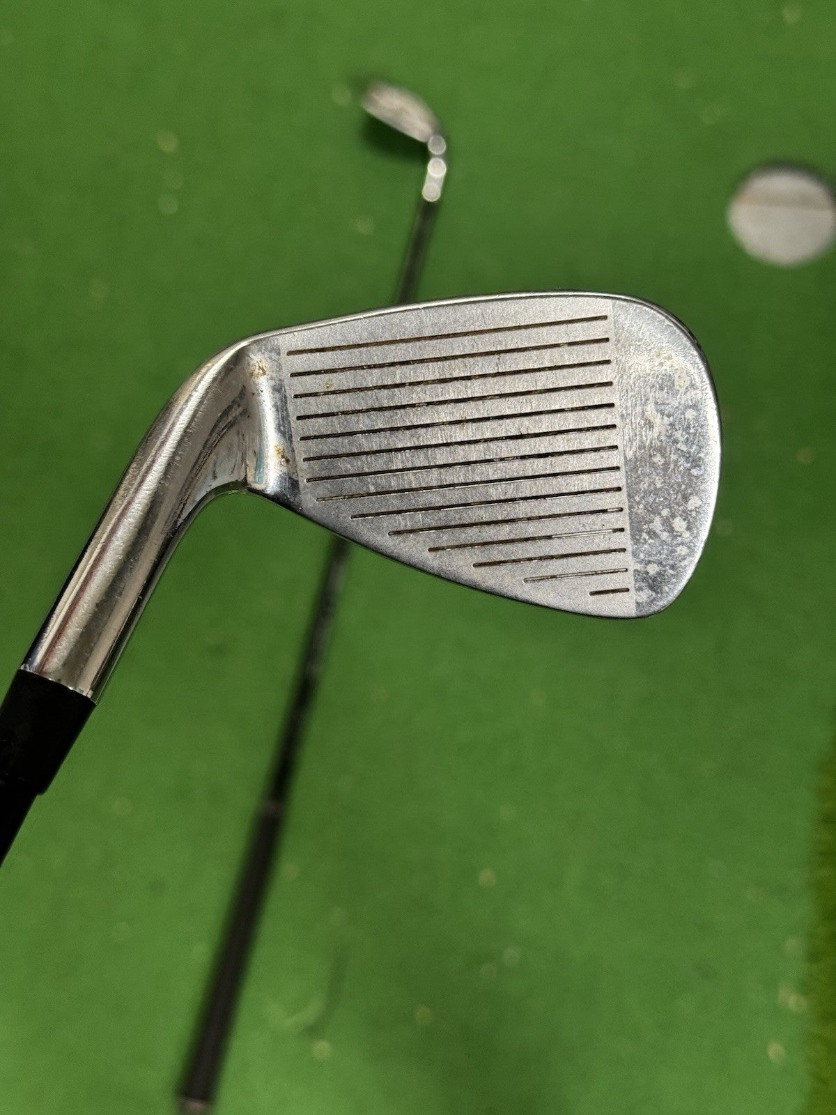 Wilson D7 Forged Iron Half Set 7/8/9/GW Graphite Regular Flex Catalyst Shafts