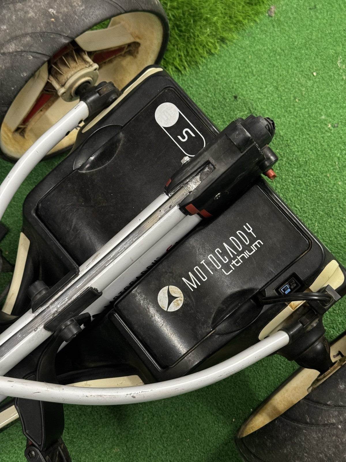 Motocaddy S1 Electric Golf Trolley Lithium Battery