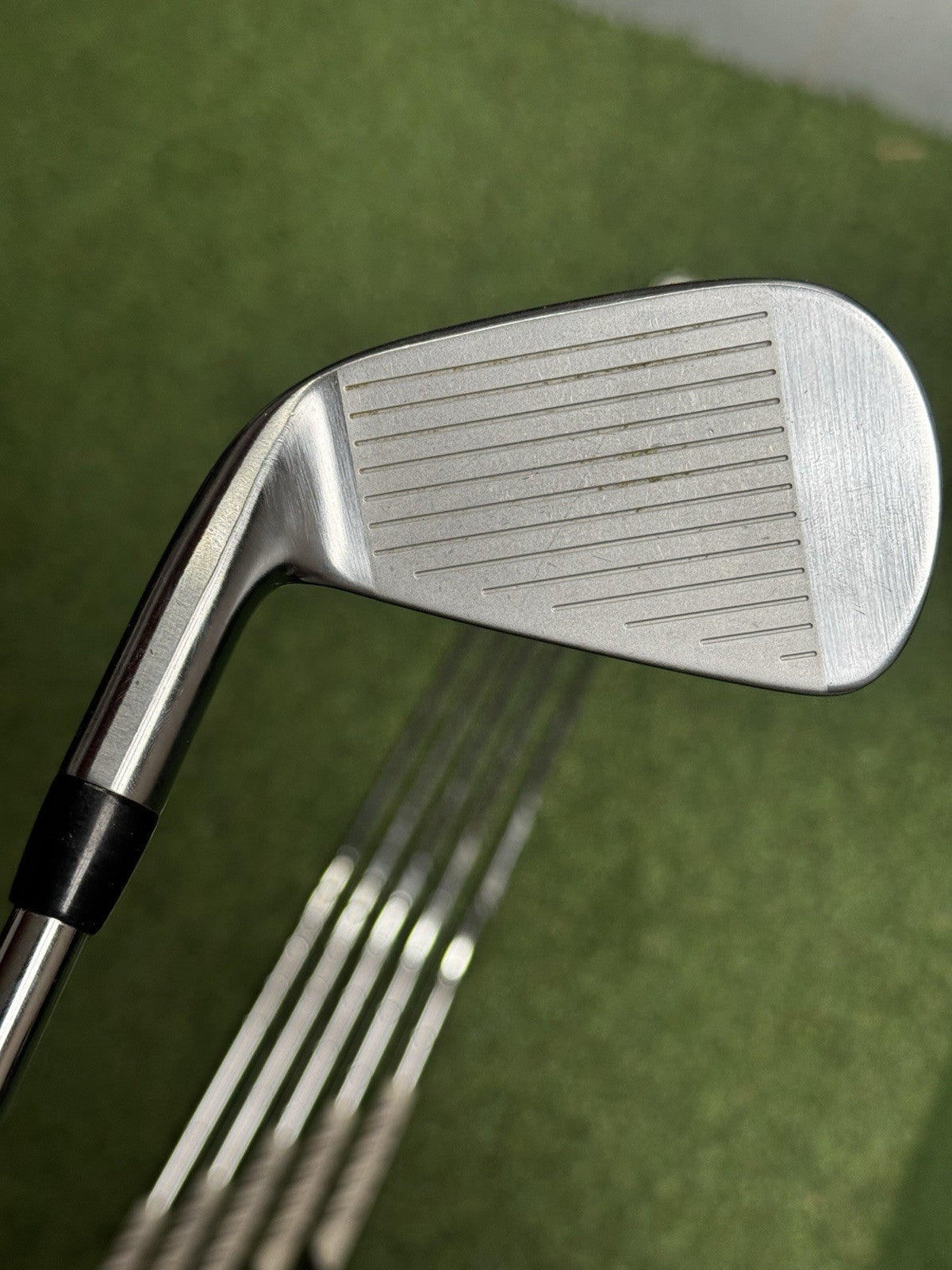 Titleist T200 2021 Iron Set 5-PW+GW Regular Flex AMT R300 Black Steel Shafts